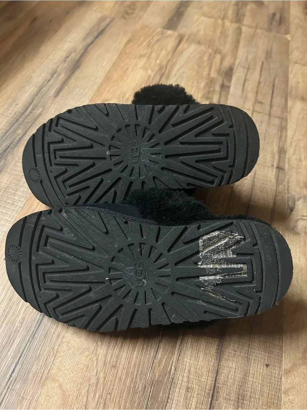 UGG Kids Girls Platform Slingback Slipper Slide Black Suede Wool Cuff Size 1